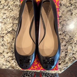 Tory Burch Lowell 2 Ballet Flat - Perfect Black size 7.5